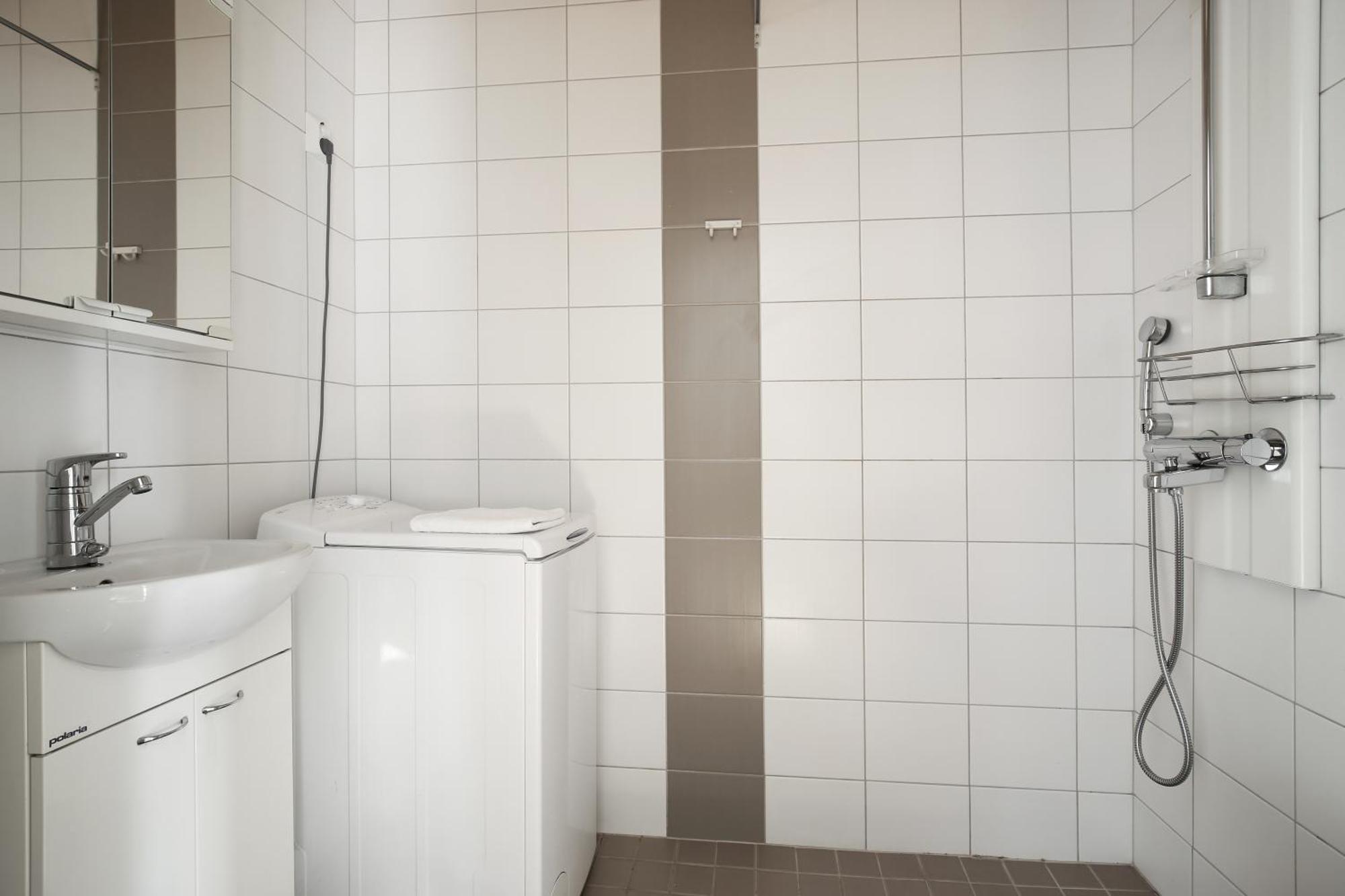 Kotimaailma Apartments Kamppi - Studio For 2 헬싱키 외부 사진